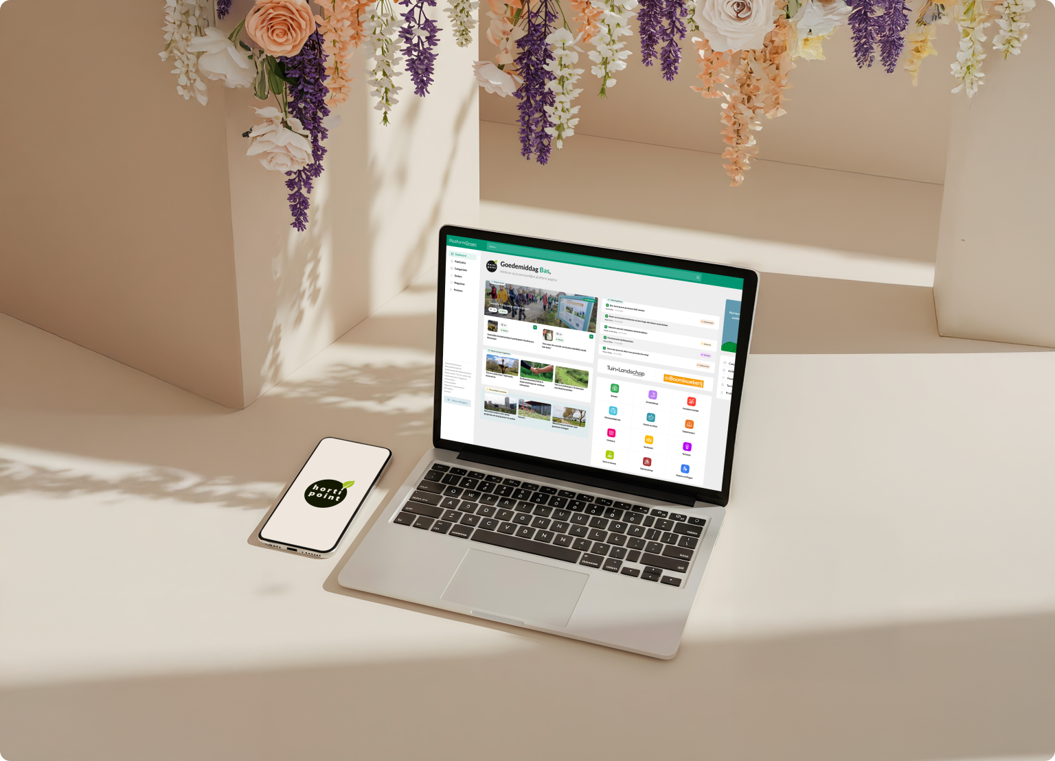 Hortpoint - digital magazine - website - dashboard - subscription - mockup - laptop - daily creative agency - flower hanging scene